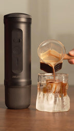 Máquina de Espresso Portátil Negra